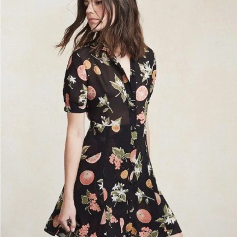 Reformation | Tamara Fruitcake Dress | Black with oranges π | Size 2 - Picture 2 of 14
